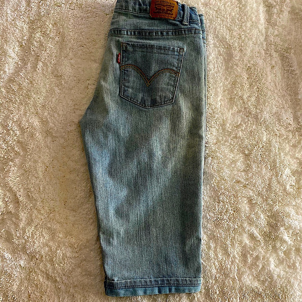 Girls Levi’s. Bermuda Jean shorts size 14